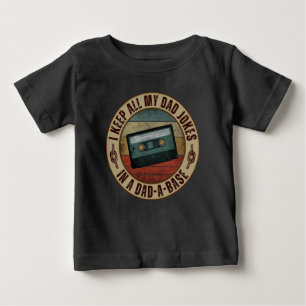 Ich bewahre all meine Papa-Witze in einer Papa-Dat Baby T-shirt