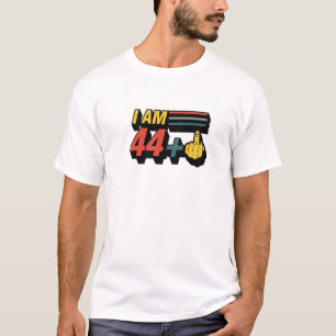 Ich bin 44 Plus Middle Finger Funny 45. Geburtstag T-Shirt