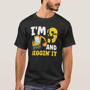 Ich bin 9 und graben es 9. Geburtstag Bagger Birth T-Shirt