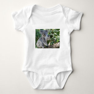 Ich bin, also niedlich, umarmen Sie mich: Koala Baby Strampler