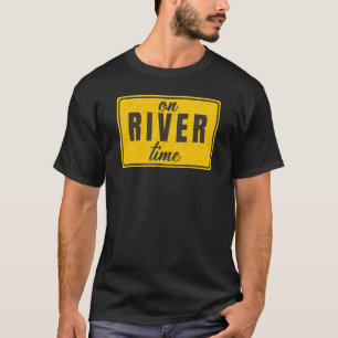 Ich bin auf River Time Summer Tubing Family Flop T-Shirt