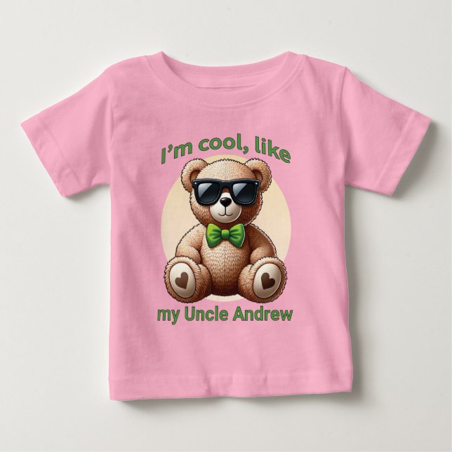 Ich bin Cooler Teddybär mit einem grünen Bow, der  Baby T-shirt (Vorderseite)