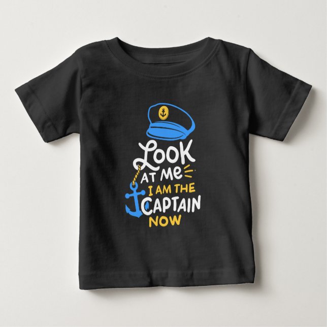 Ich bin der Kapitän, der jetzt Captain Gift bootet Baby T-shirt (Vorderseite)