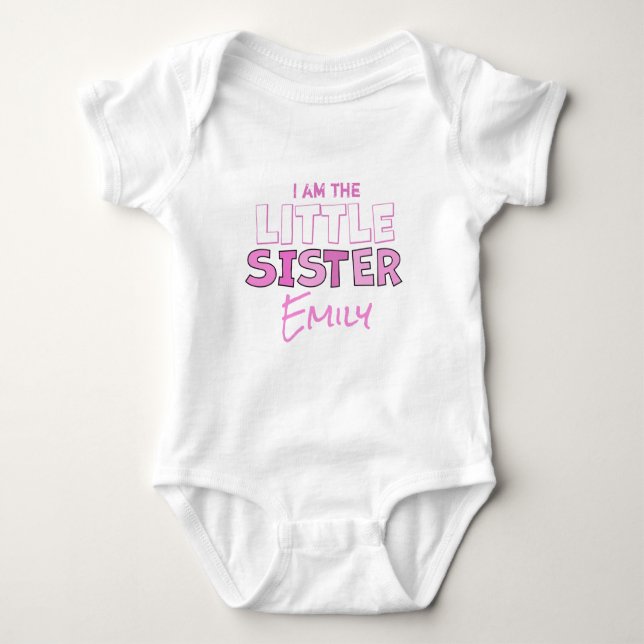 Ich bin die kleine Schwester Niedlich Pink Minimal Baby Strampler (Vorderseite)