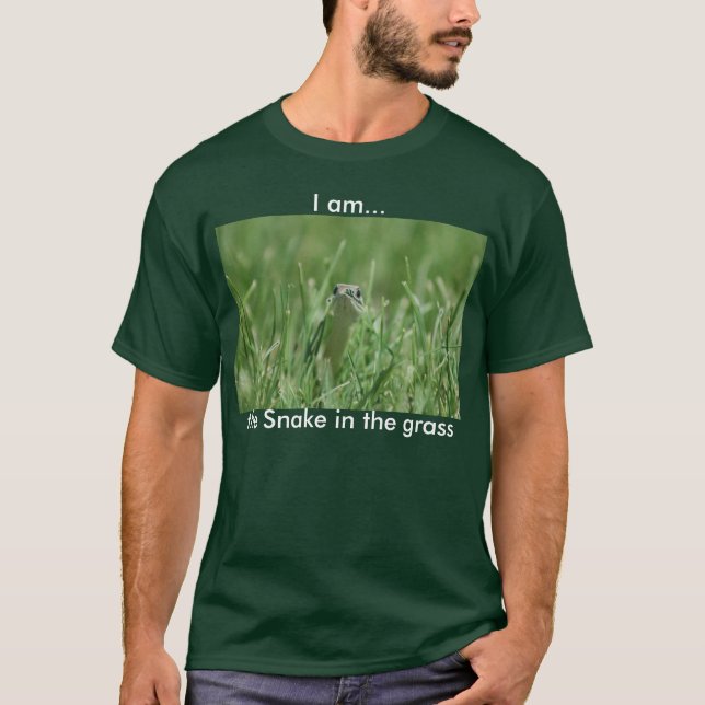 Ich bin…, die Schlange im Gras T-Shirt (Vorderseite)