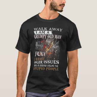 Ich bin ein alter Grumpy-Mann, den ich im Juli geb T-Shirt