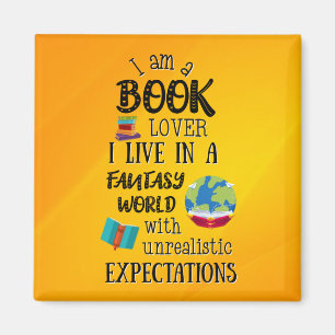 Ich bin ein Buch in einer Fantasiewelt Magnet