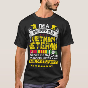 Ich bin ein glühender alter US-Vietnamveteran T-Shirt