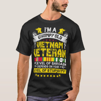 Ich bin ein glühender alter US-Vietnamveteran T-Shirt