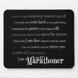 Ich bin ein halber Marathoner Mousepad