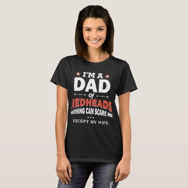 Ich bin ein Papa der Rotkopfnickerei kann mich ers T-Shirt (Vorne ganz)