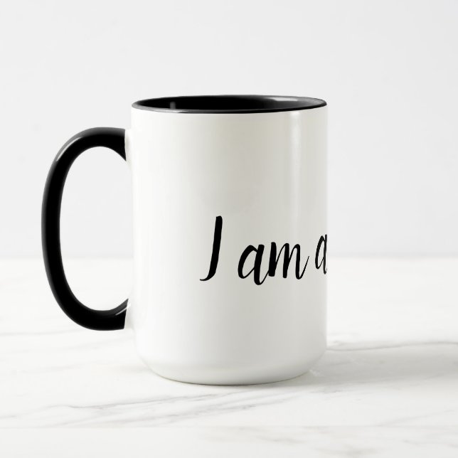 ICH BIN EIN ÜBERLEBENDER Typografie schwarz positi Tasse (Links)