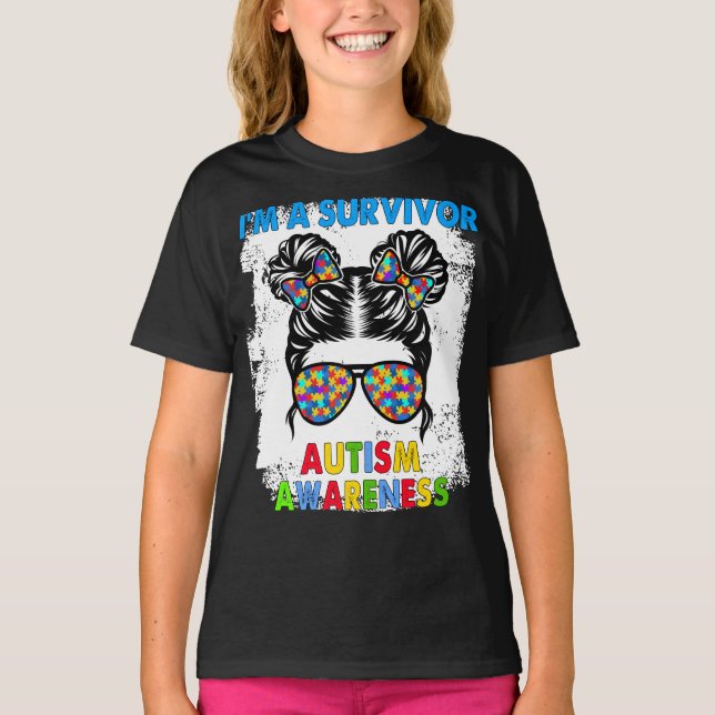 Ich bin ein überlebendes Autismus-Bewusstsein Mess T-Shirt (Vorderseite)