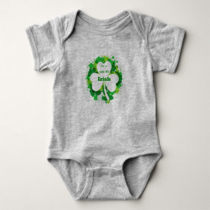 Ich bin ein Wee Bit Irish St. Patricks Day Fun Quo Baby Strampler