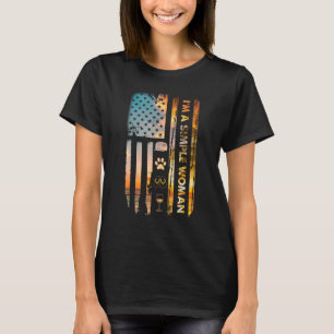 Ich bin eine einfache Frau Camping Wein Flip Flops T-Shirt