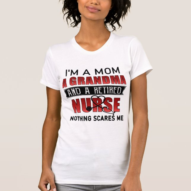 Ich bin eine Mama ein Oma und eine ermüdete Kranke T-Shirt (Vorderseite)
