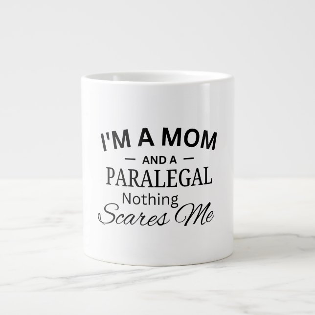 Ich bin eine Mutter und eine Rechtsanwaltsfachange Jumbo-Tasse (Vorderseite)