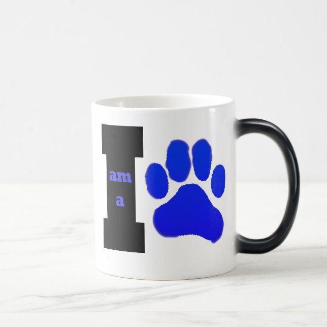 Ich bin eine verwandelnde Tasse des Jungen (Rechts)