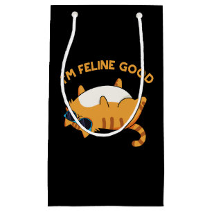 Ich bin Feline Good Funny Fat Cat Pun Dark BG Kleine Geschenktüte