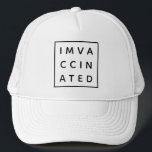 Ich bin geimpft | Covid Vaccine Modern Stilvoll kü Truckerkappe<br><div class="desc">Einfaches, stilvolles, individuelles "IM VACCINATED" Design in modernem minimalistischem, kühlem Blockdesign mit einem einfachen schwarzen Rahmen. Das perfekte trendige Symbol, um zu zeigen, dass Sie für Covid-19 geimpft wurden und den Koronavirus-Impfstoff erhalten haben. Seien Sie stolz und zeigen Sie Pro Impfstoff mit diesem lustigen Design! #vaccected #covid #covid19 #vaccines #coronavirus...</div>