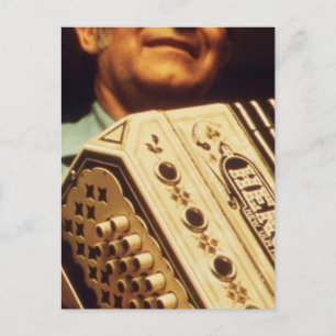 Ich bin hier wegen der Akkordeon-Musik - Vintage Postkarte