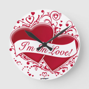 Ich bin in Liebe! Rote Herzen Runde Wanduhr