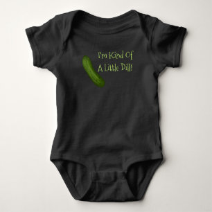 Ich bin irgendwie ein kleiner Dill-Pickle-Bodysuit Baby Strampler