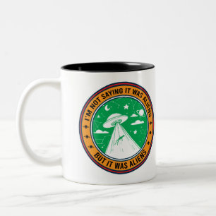 Ich bin kein Sprichwort, es waren Außerirdischen, Zweifarbige Tasse