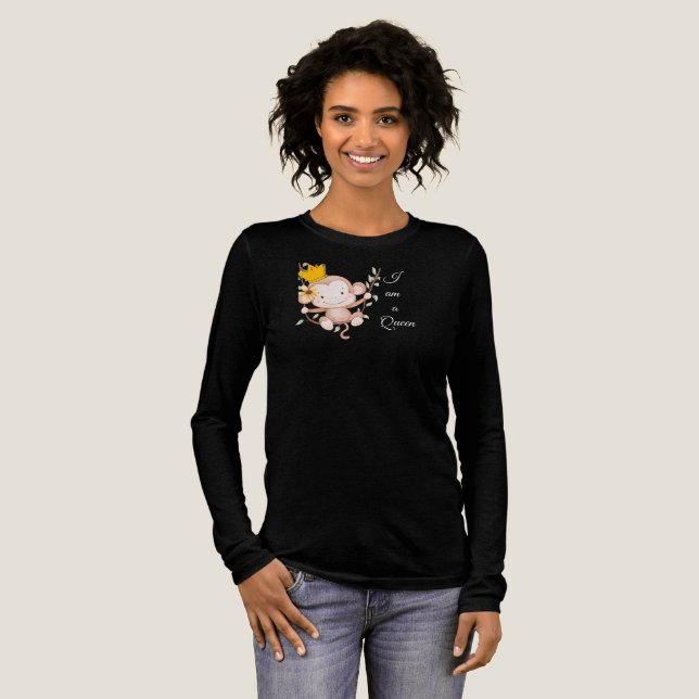 Ich bin Königin – Elegant Tri-Blend Shirt (Volle Vorderseite)