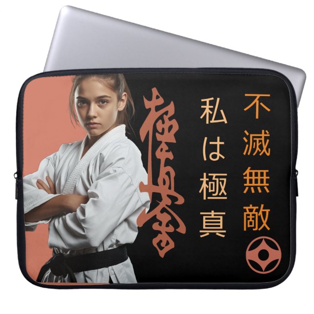 Ich bin Kyokushin - Unzerbrechlich, Unaufhaltsam,  Laptopschutzhülle (Vorderseite)