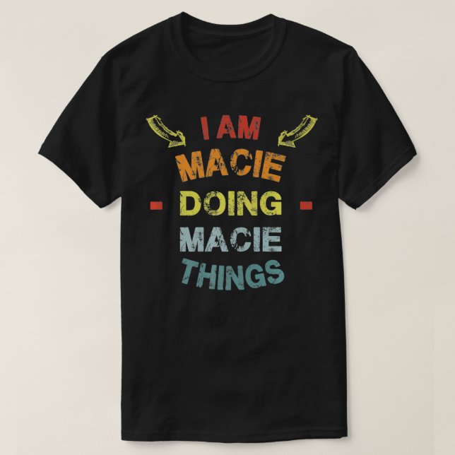 Ich bin Macie Doing Macie Things Cool Weihnachten T-Shirt (Design vorne)