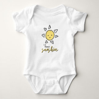 Ich bin Mama's Sonnenschein - Kleinkind- und Babyk Baby Strampler