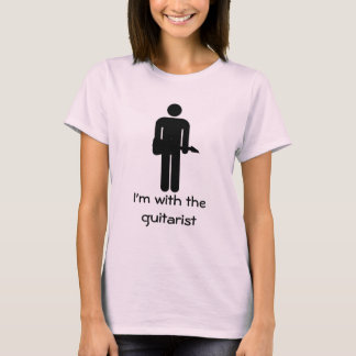 Ich bin mit dem Gitarristen T-Shirt
