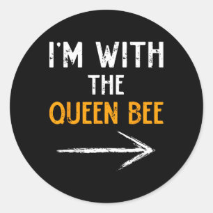 Ich bin mit der Queen Bee Costume Halloween Ma Runder Aufkleber