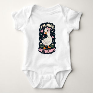 Ich bin nett in der Theorie Gänse Humor Baby Strampler