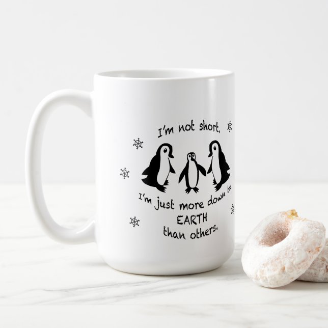 Ich bin nicht kurz, nur noch mehr bis auf die Erde Kaffeetasse (Mit Donut)