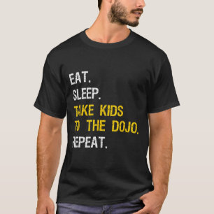 Ich bin nur hier für die Candy Skeleton Spooky Sai T-Shirt