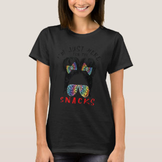 Ich bin nur hier für die Snacks Leopard Women Foot T-Shirt