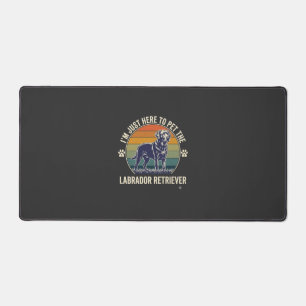 Ich bin nur hier um Labrador Retriever Hund Retro  Schreibtischunterlage