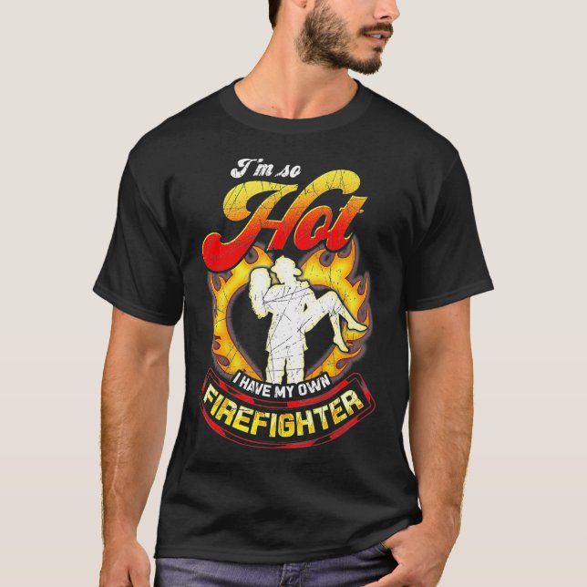 Ich bin so heiß, dass ich mein eigenes Geschenk fü T-Shirt (Vorderseite)