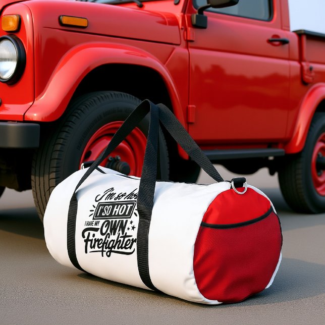 Ich bin so heiß Feuerwehrmann Weiß Duffle Bag (Von Creator hochgeladen)