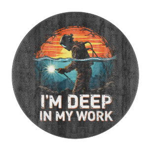 Ich bin tief in meinem Arbeitsmeer Welder Job Suns Schneidebrett