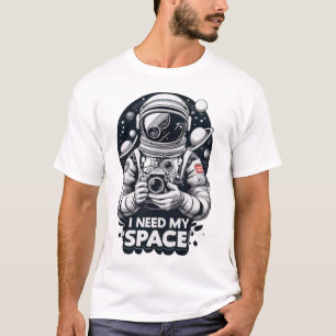  "Ich brauche meinen Raum" Grafik  T-Shirt