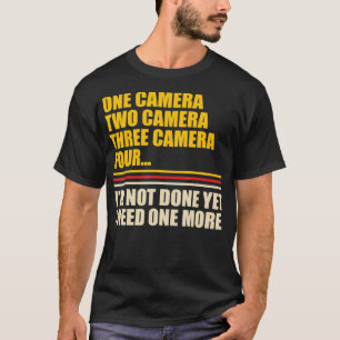 Ich brauche noch einen Fotografen von Lover Funny T-Shirt