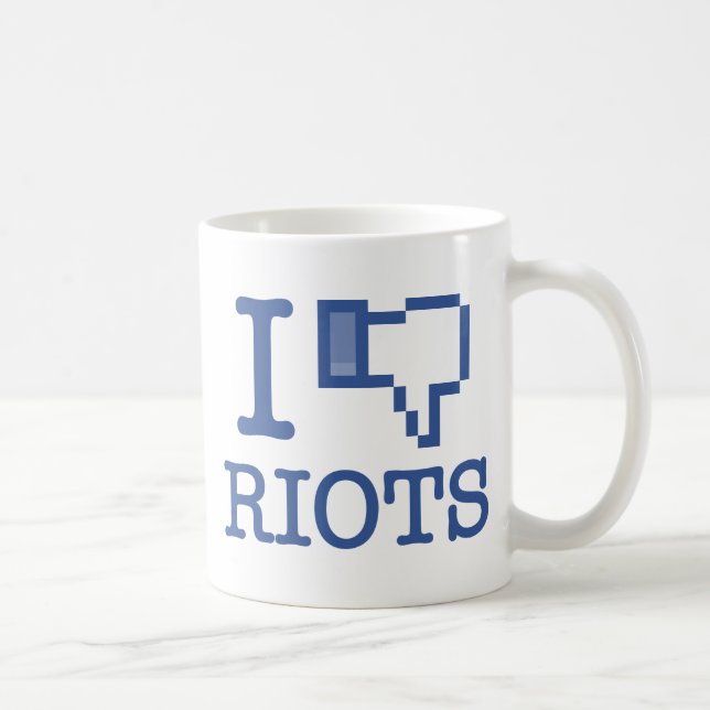 ICH DISKUTIERE RIOTS TASSE (Rechts)