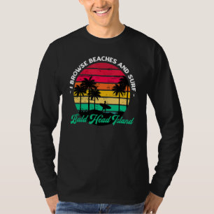 Ich durchsuche Strände und Surfbretter Island Surf T-Shirt
