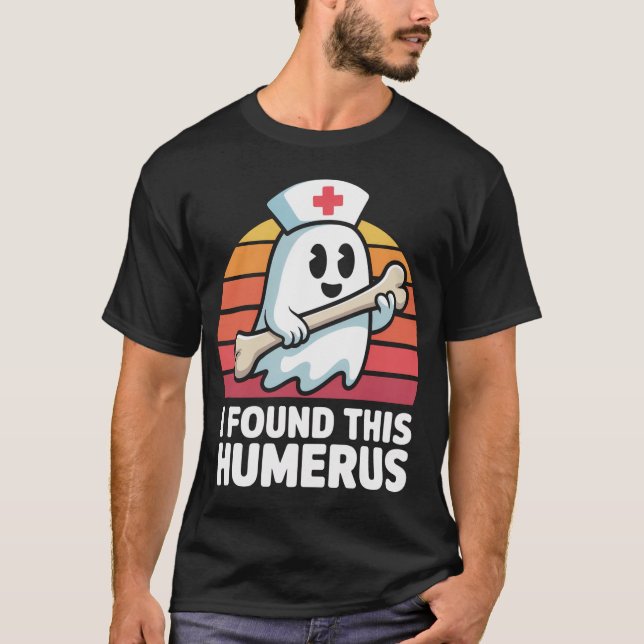 Ich fand diese Humerus Halloween-Krankenschwester T-Shirt (Vorderseite)