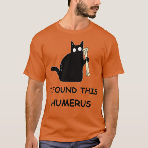 Ich fand diese Humerusschwarze Katze T-Shirt