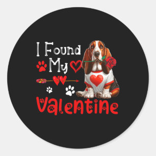 Ich fand mein Valentinisches Bybet Hund mit Blume  Runder Aufkleber