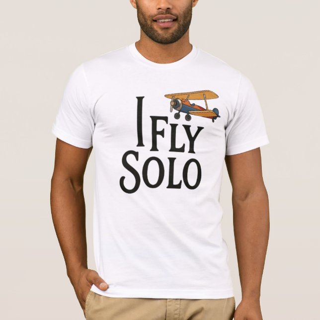 Ich fliege Solo: Kühner Geist T-Shirt (Vorderseite)